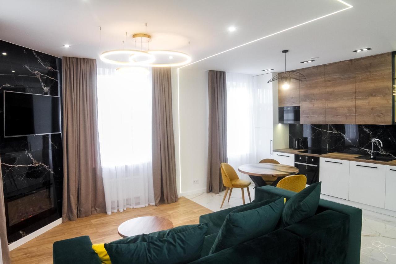 Vip Центр Львова Джакузі Камін Площа Ринок Exterior foto